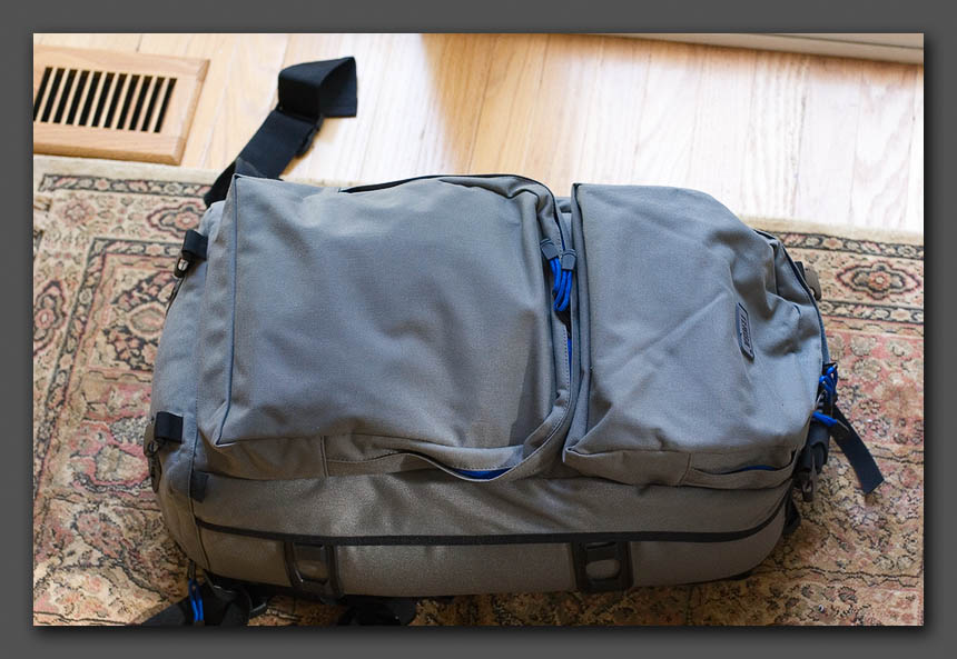 IMAGE: http://www.edrotberg.org/images/Tenba-pouches.jpg